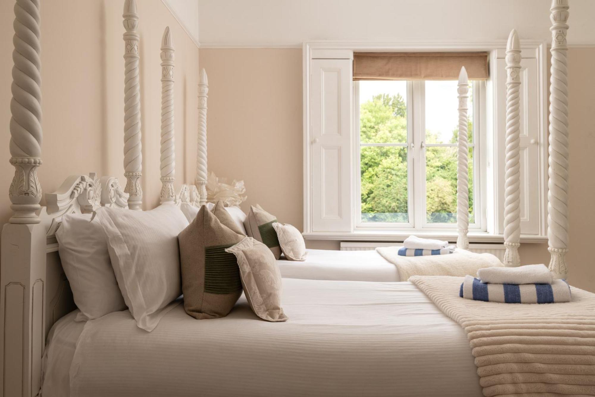 Downwood Vineyard Manor In Idyllic Countryside Βίλα Blandford Forum Εξωτερικό φωτογραφία