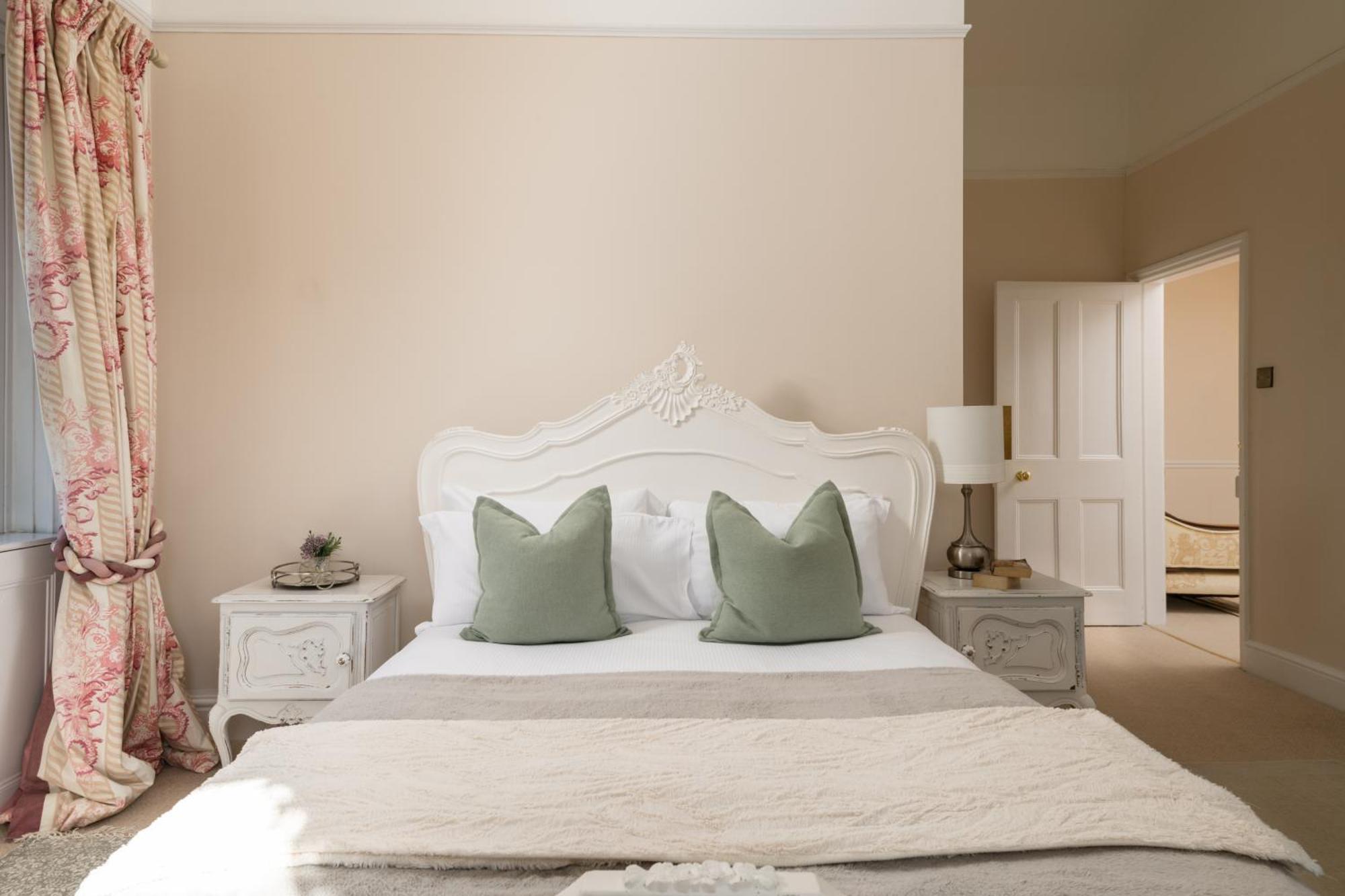 Downwood Vineyard Manor In Idyllic Countryside Βίλα Blandford Forum Εξωτερικό φωτογραφία