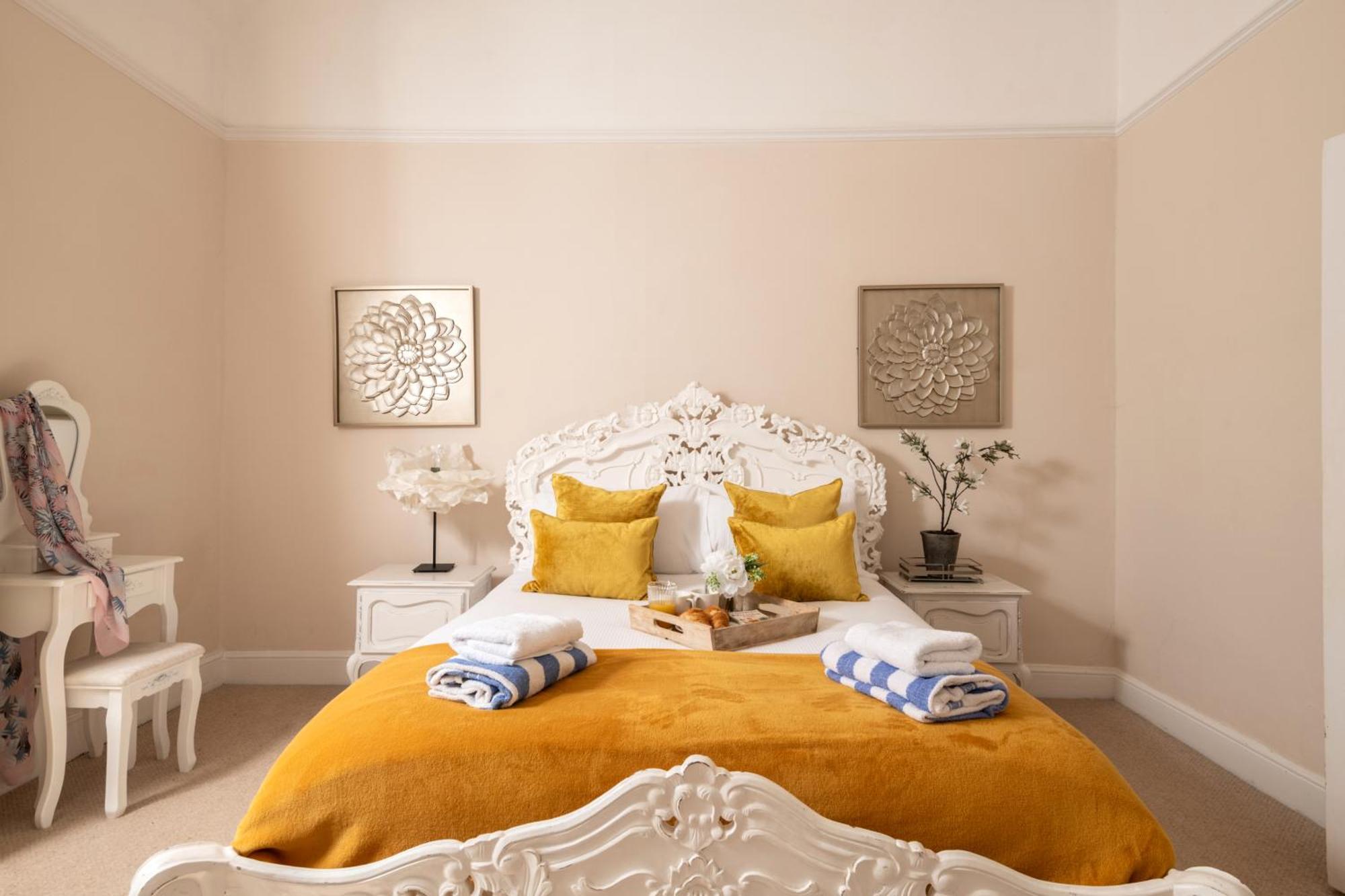 Downwood Vineyard Manor In Idyllic Countryside Βίλα Blandford Forum Εξωτερικό φωτογραφία